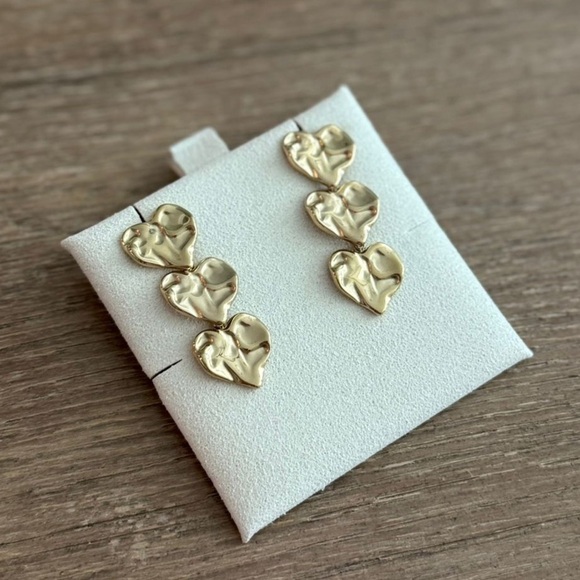 Jewelry - Gold Heart Drop Earrings